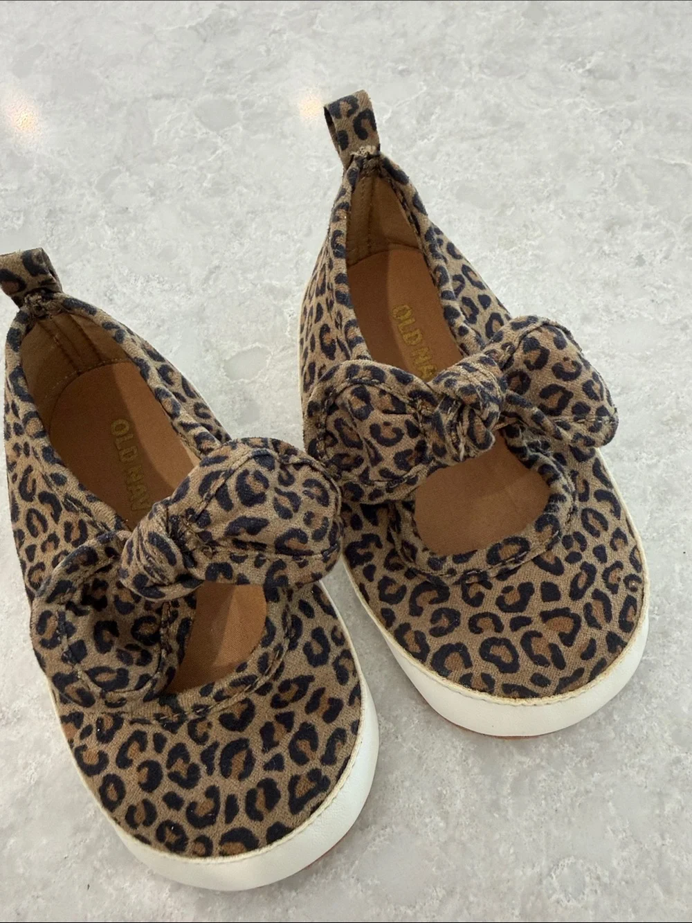 Old Navy Leopard Print Bow Slip-On Sneakers - Brown & Black